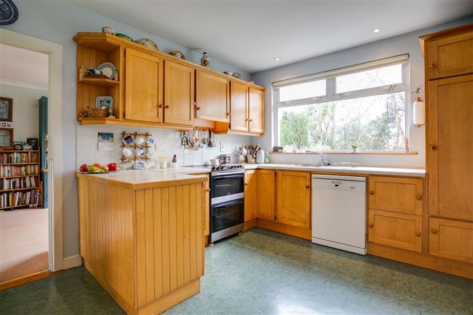 73 Pine Valley Avenue, Rathfarnham, Dublin 16