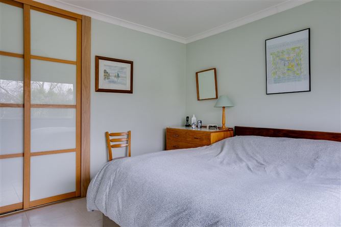 73 Pine Valley Avenue, Rathfarnham, Dublin 16