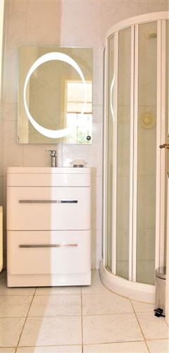 Sunbury, Tinode, Blessington, Wicklow