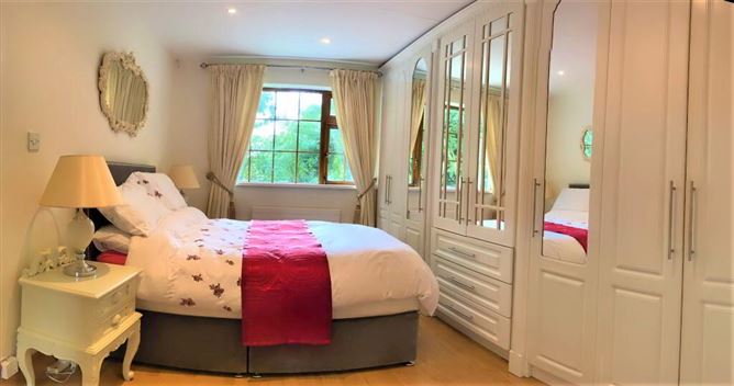 Sunbury, Tinode, Blessington, Wicklow