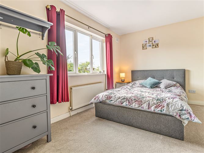 22 The Street, College Farm, Newbridge, Kildare