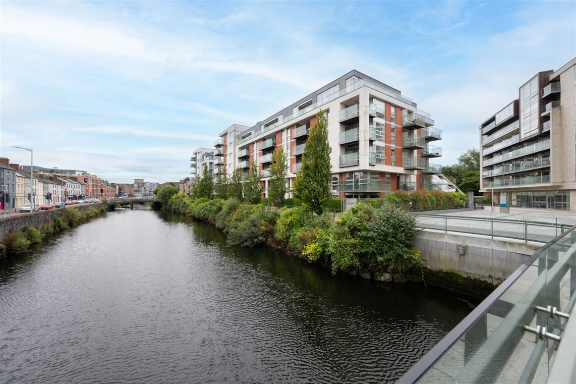 19 The Fastnet, Lancaster Gate, Lancaster Quay, Cork