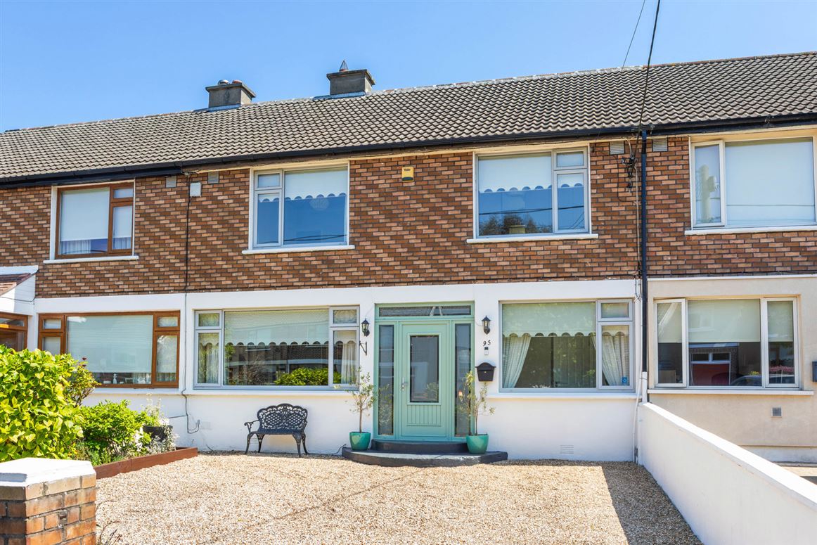 95 Meadow Vale, Blackrock, Co. Dublin