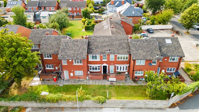 Photo 14 of 18 — 4 Vernon Court, Seafield Road West, Clontarf, Dublin 3