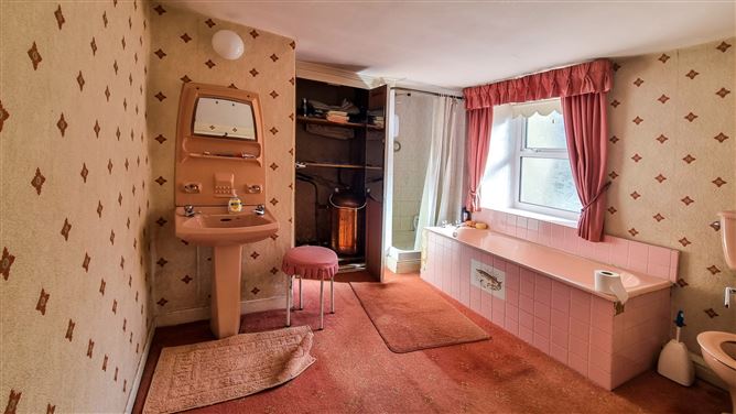 37 Mc Curtain Street, Fermoy, Cork