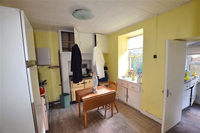 37 Mc Curtain Street, Fermoy, Cork