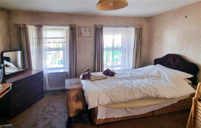 37 Mc Curtain Street, Fermoy, Cork