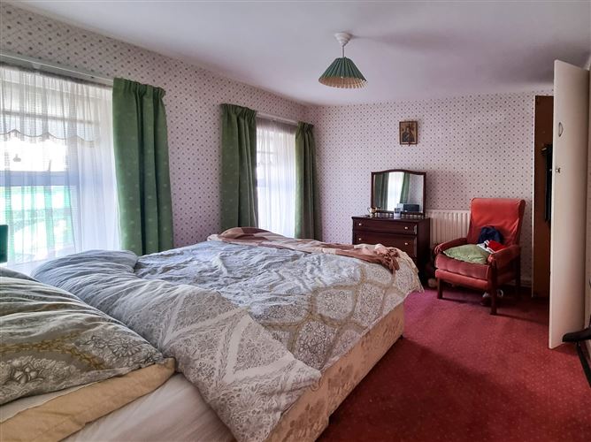 37 Mc Curtain Street, Fermoy, Cork