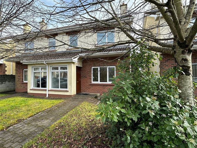 16 An Mhainistir, Lakeview, Claregalway, Galway