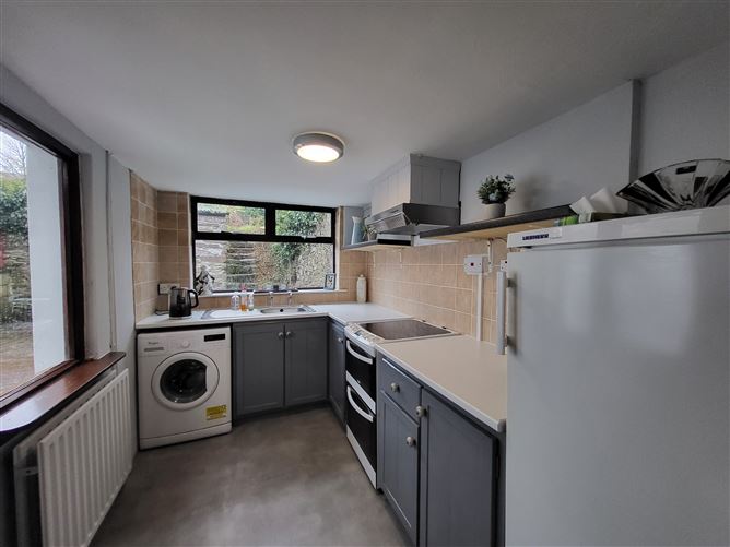 10 Lower Masseytown, Macroom, Cork