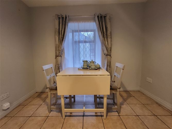 10 Lower Masseytown, Macroom, Cork