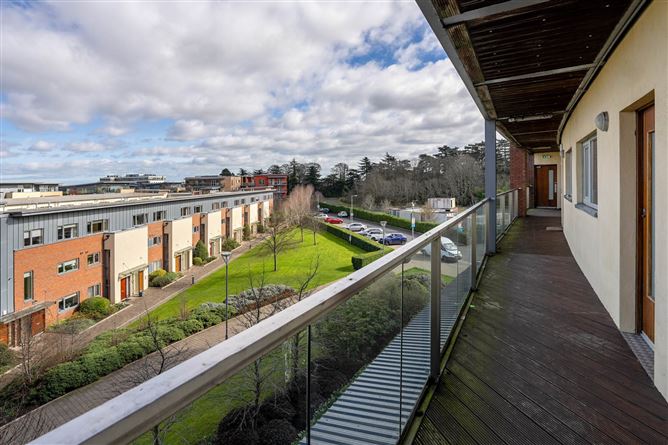 11 Phoenix Park Way, Phoenix Park Racecourse, Castleknock, Dublin 15, County Dublin
