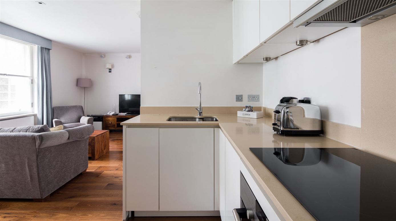 Plum Crumble,London,Greater London,United Kingdom