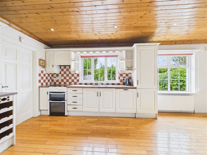 Coole Lodge, Francis Street, Ennis, Co. Clare