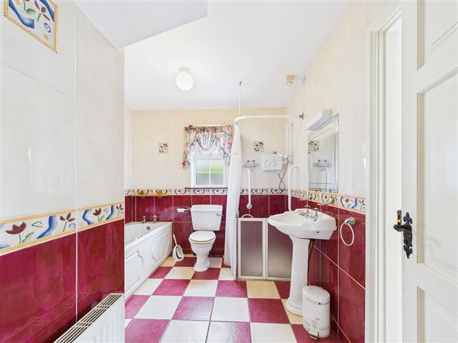 Coole Lodge, Francis Street, Ennis, Co. Clare