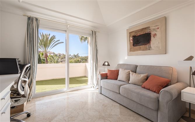 {name:Malaga, codeiso:MA}, Marbella, Nueva Andalucia, Las Alamandas, Spain - COSTA-01245P