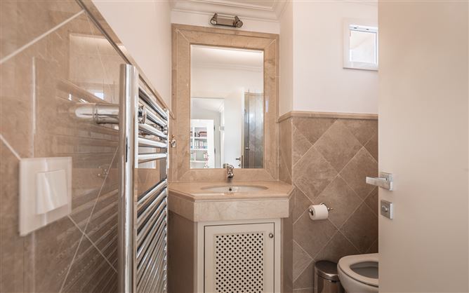 {name:Malaga, codeiso:MA}, Marbella, Nueva Andalucia, Las Alamandas, Spain - COSTA-01245P