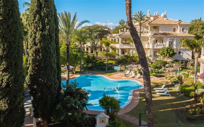 {name:Malaga, codeiso:MA}, Marbella, Nueva Andalucia, Las Alamandas, Spain - COSTA-01245P