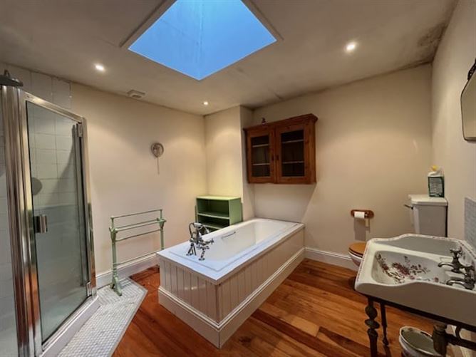 Honey Park Cottages, Sallynoggin, Co. Dublin