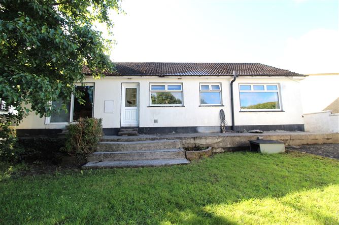 Photo 15 of 17 — Tara House, 35 Knockaulin Drive, Ferbane, Offaly
