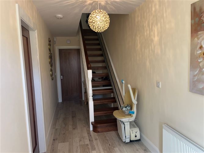 18 The Stables, Monivea, Co. Galway