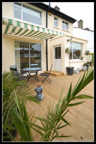 33 SHANGLAS ROAD, Santry,  Dublin 9