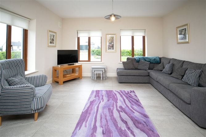 2 Ardmillan, Jerpoint West, Thomastown, Co. Kilkenny
