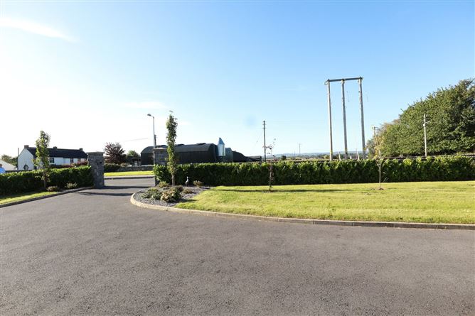 2 Ardmillan, Jerpoint West, Thomastown, Co. Kilkenny