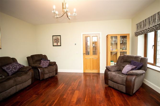 2 Ardmillan, Jerpoint West, Thomastown, Co. Kilkenny