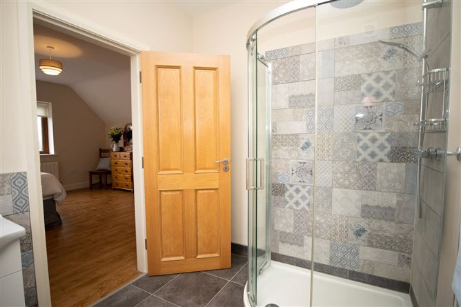 2 Ardmillan, Jerpoint West, Thomastown, Co. Kilkenny