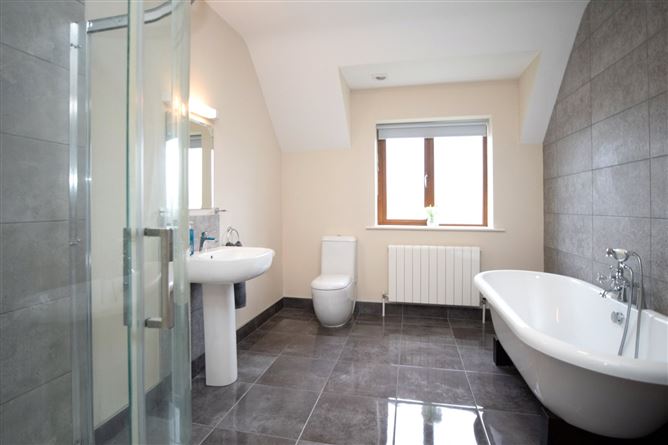 2 Ardmillan, Jerpoint West, Thomastown, Co. Kilkenny