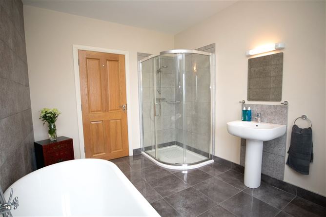 2 Ardmillan, Jerpoint West, Thomastown, Co. Kilkenny