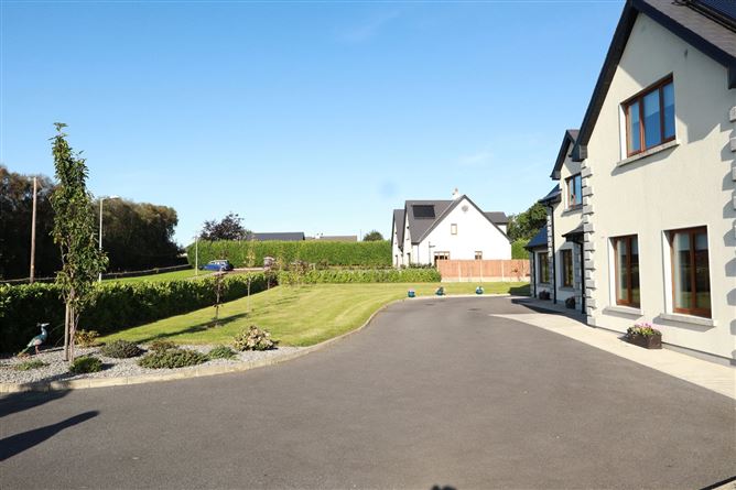 2 Ardmillan, Jerpoint West, Thomastown, Co. Kilkenny