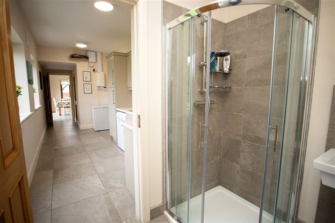 2 Ardmillan, Jerpoint West, Thomastown, Co. Kilkenny