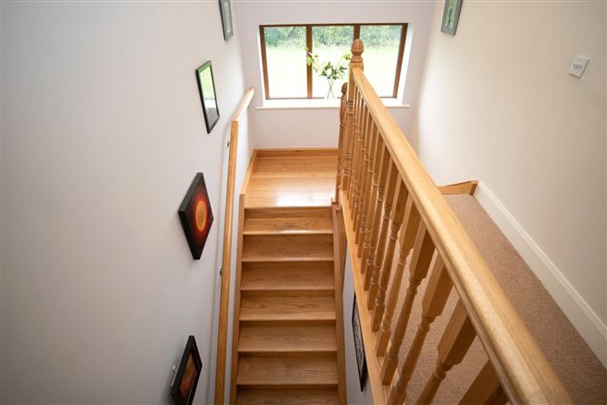 2 Ardmillan, Jerpoint West, Thomastown, Co. Kilkenny