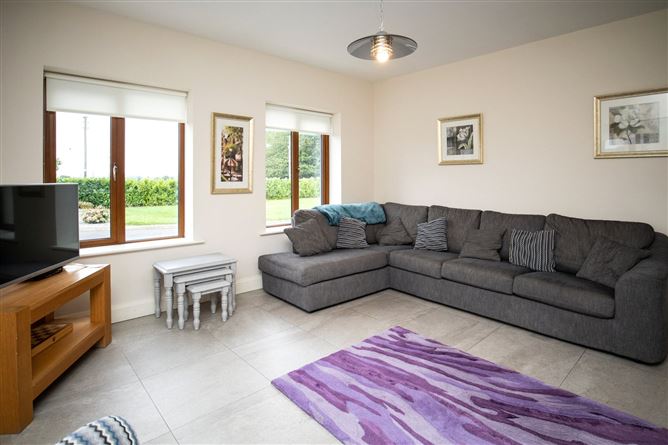 2 Ardmillan, Jerpoint West, Thomastown, Co. Kilkenny