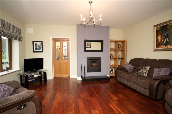 2 Ardmillan, Jerpoint West, Thomastown, Co. Kilkenny