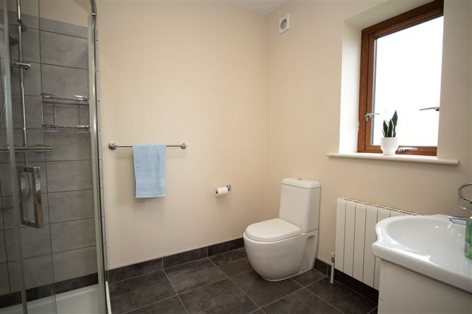 2 Ardmillan, Jerpoint West, Thomastown, Co. Kilkenny