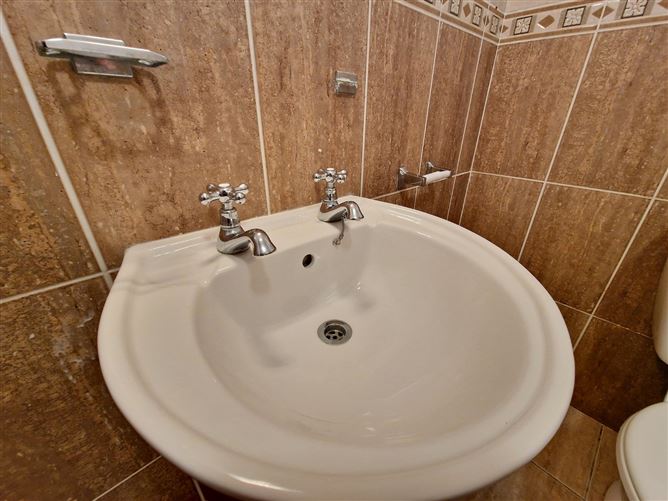 18 Waterside, Cappahard, Ennis, Co. Clare