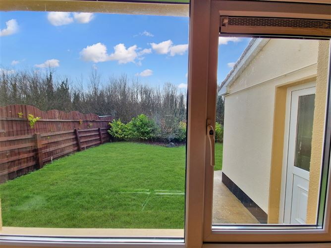 18 Waterside, Cappahard, Ennis, Co. Clare