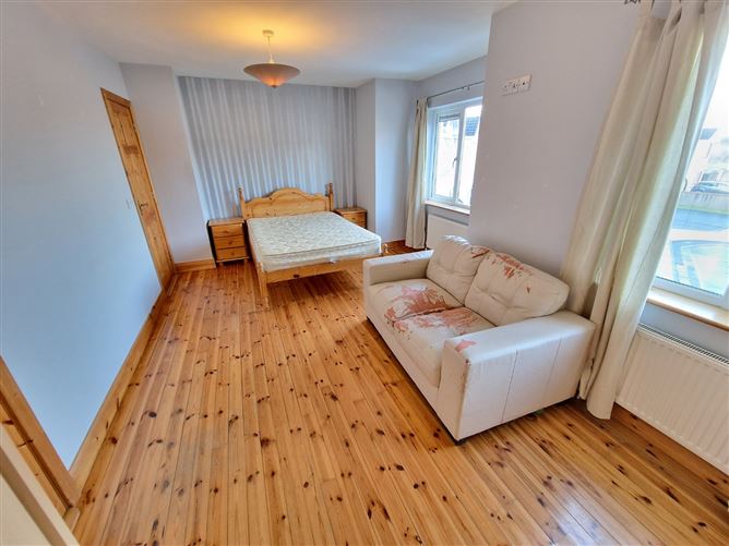 18 Waterside, Cappahard, Ennis, Co. Clare