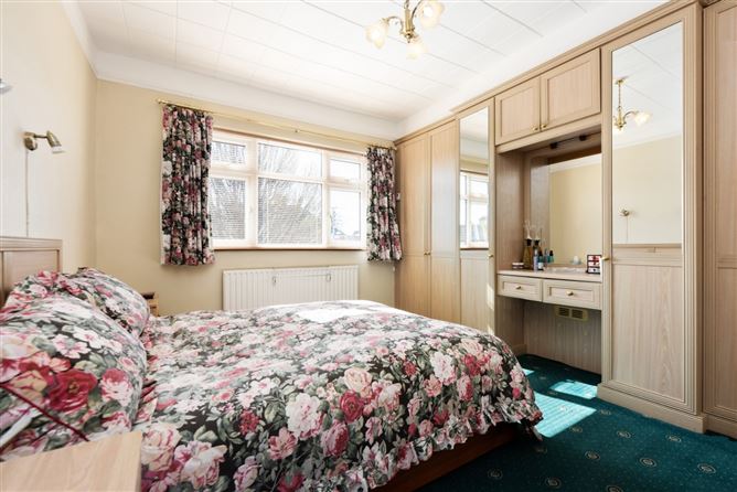 27 Hazelbrook Road, Terenure, Dublin 6W