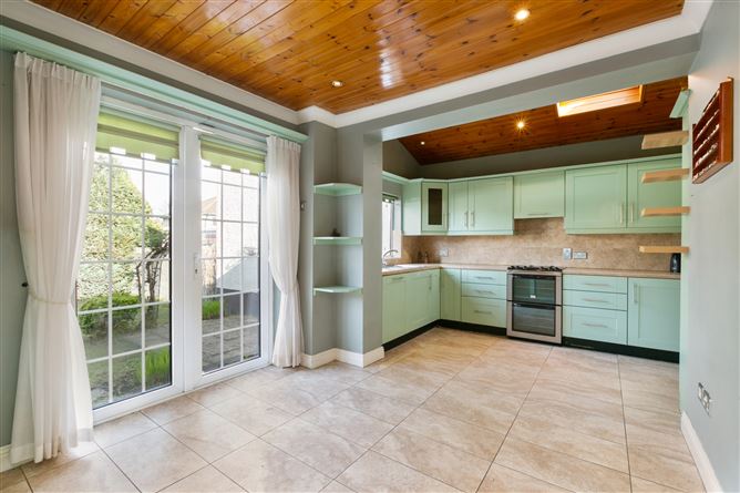 44 Forest Avenue, Kingswood, Dublin 24