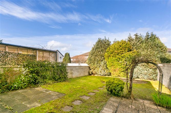 44 Forest Avenue, Kingswood, Dublin 24