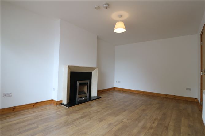 4 Castlegate Row, Adamstown Castle, Adamstown, Dublin