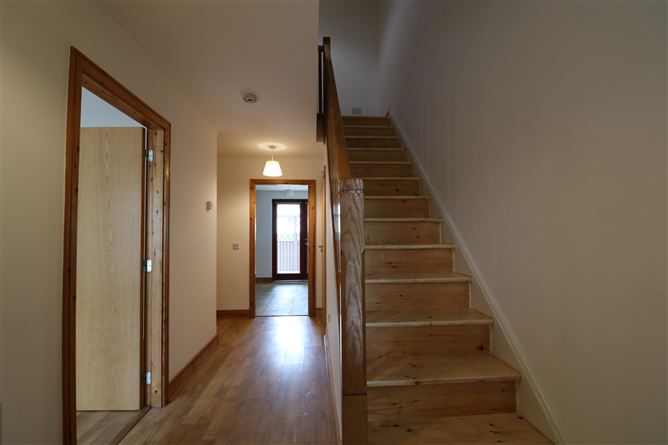 4 Castlegate Row, Adamstown Castle, Adamstown, Dublin