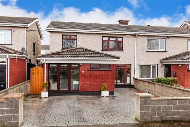 32 Slademore Avenue, Ard Na Greine, Dublin 13