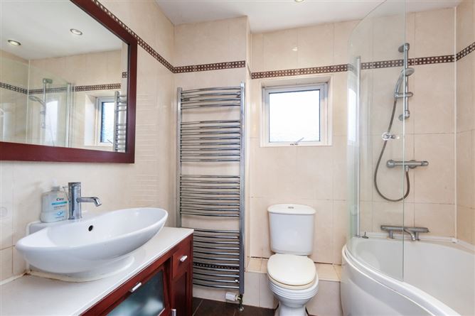 32 Slademore Avenue, Ard Na Greine, Dublin 13