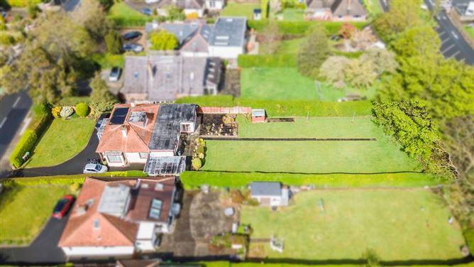 https://photos-a.propertyimages.ie/media/7/2/2/4899227/92d7704d-93a2-48c5-80b0-4818ddecac47_l.jpg