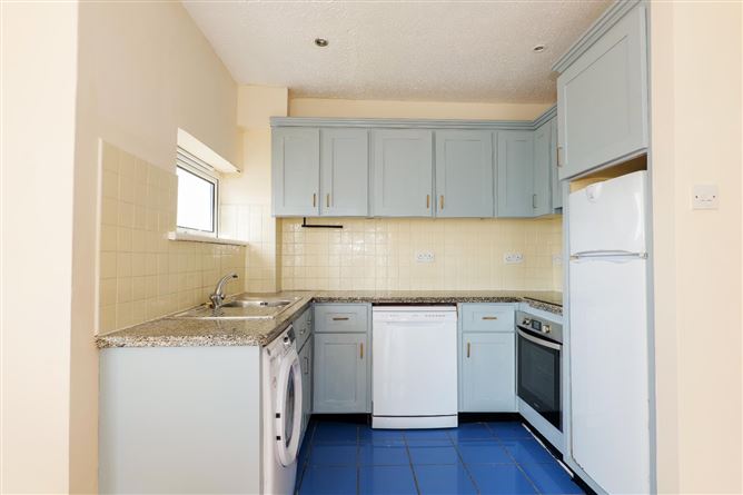 22 Galway Bay Apartments, Upper Salthill, Salthill, Galway